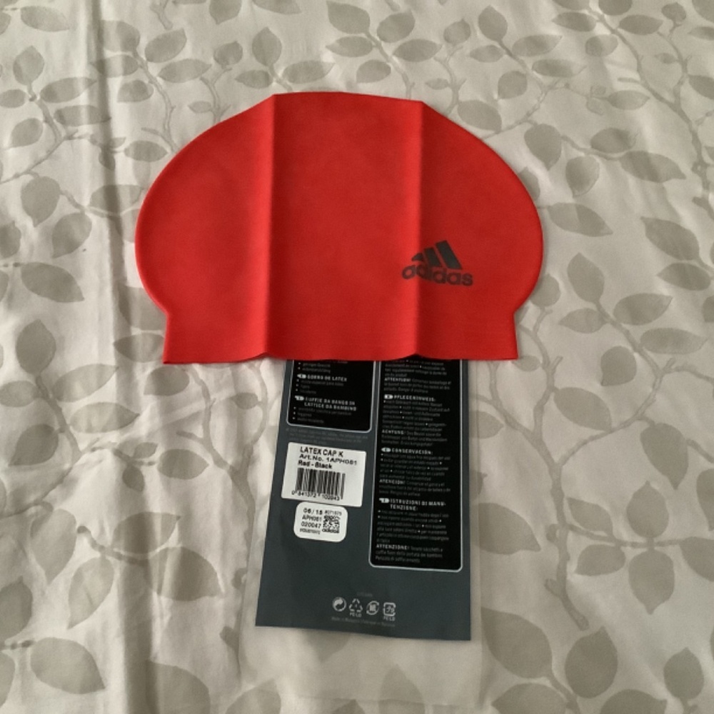 Adidas - Picture 2 of 3